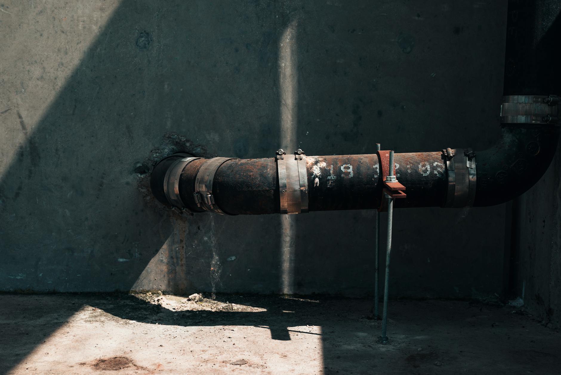 Industrial pipes — CWZ Plumbing services